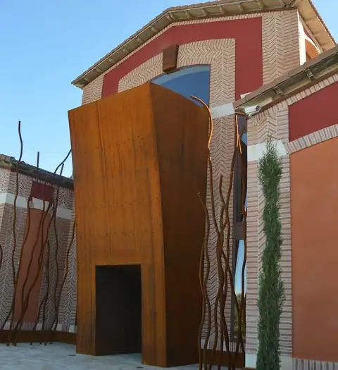 Bodega Idrias, en Lascellas, foto 2 de 5