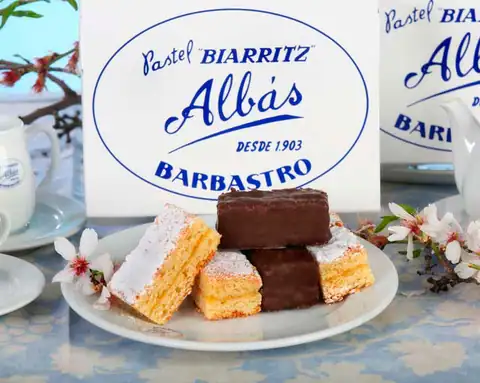 Pastel Biarritz Albás, en Barbastro, foto 3 de 5