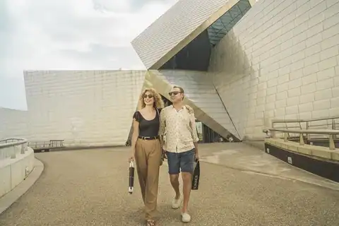 «Visita, Cata + Restaurante en Bodega Sommos», foto 1 de 5