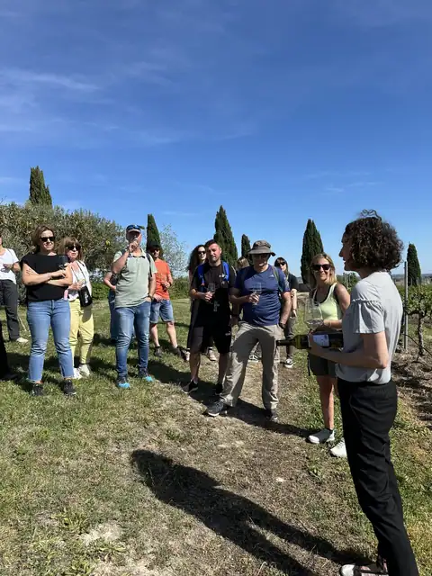Cartel y fotos de «Bus del Vino Somontano «Guara Somontano»», foto 5 de 7