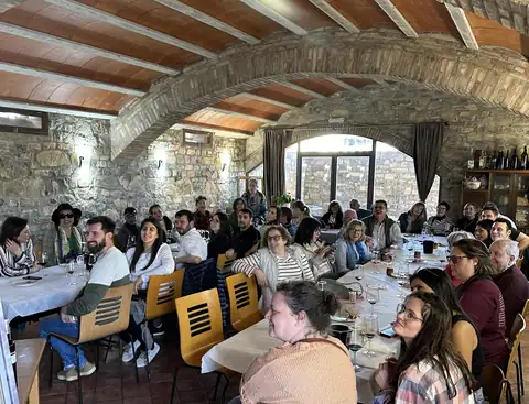 Foto de la noticia «El Bus del Vino Somontano da la Bienvenida a la Primavera…»